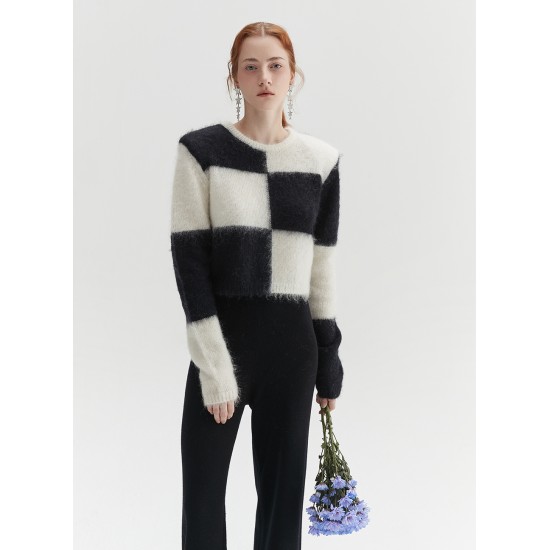 CHECKERED MOHAIR KNIT (BLACK AND WHITE)