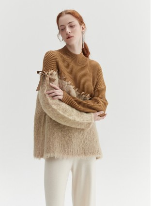 SINGER BOWTIE KNIT (CAMEL)