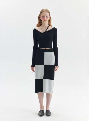 CHECKERED KNITTED SKIRT (BLACK AND WHITE)