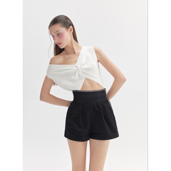 JAZ KNIT TOP (WHITE AND BLACK)