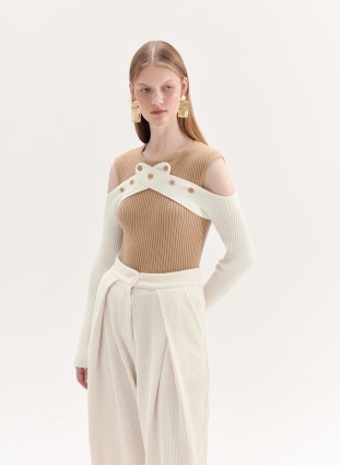 OMEO KNITTED JUMPER (CAMEL AND WHITE)