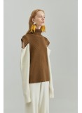 PAISLEY TURTLENECK JUMPER (CAMEL AND WHITE)